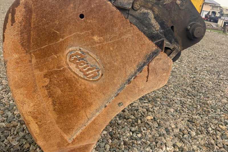 OmecoHub - Immagine NEW HOLLAND E265